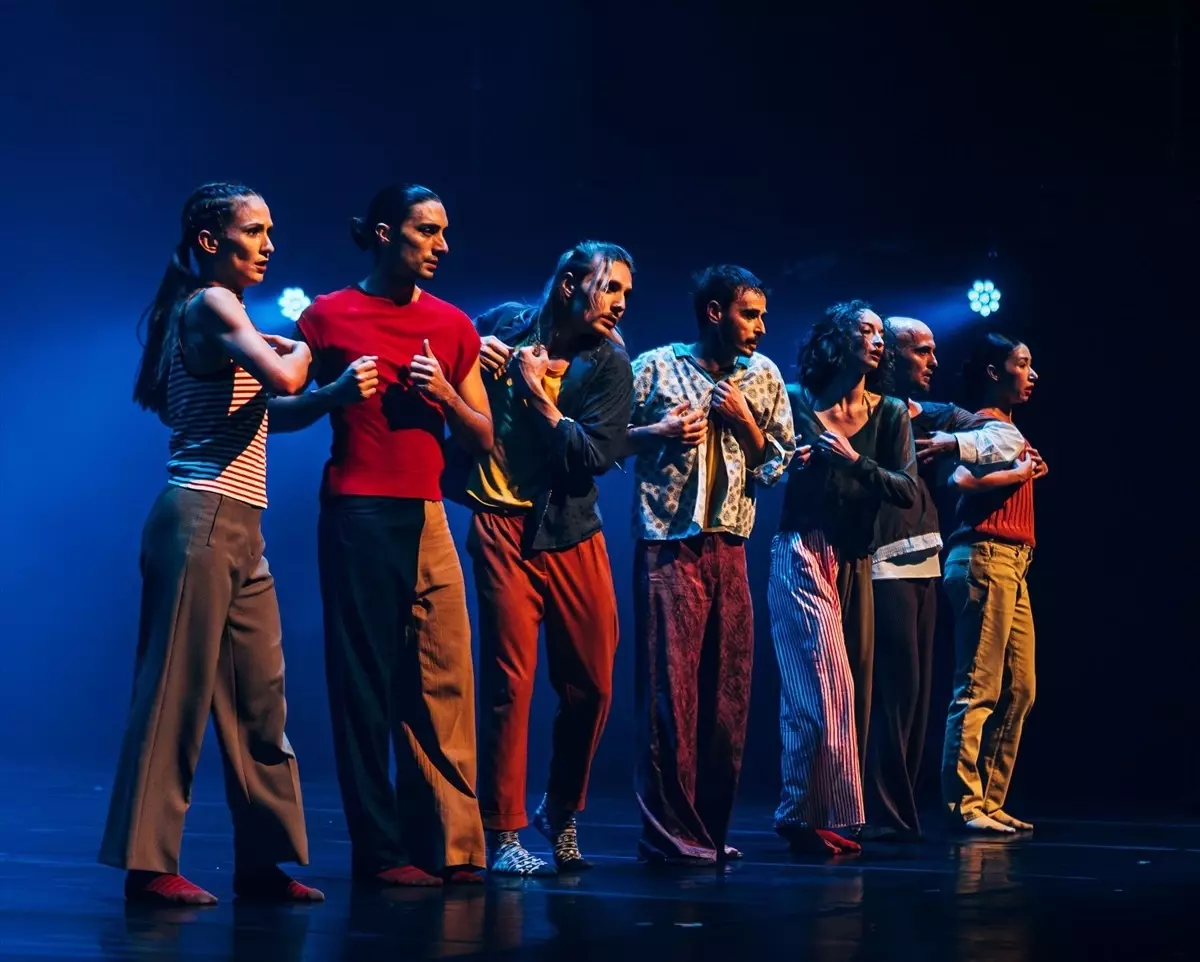 Modern Dans 'Deliriyum' İDOB Tarafından Sahnelendi