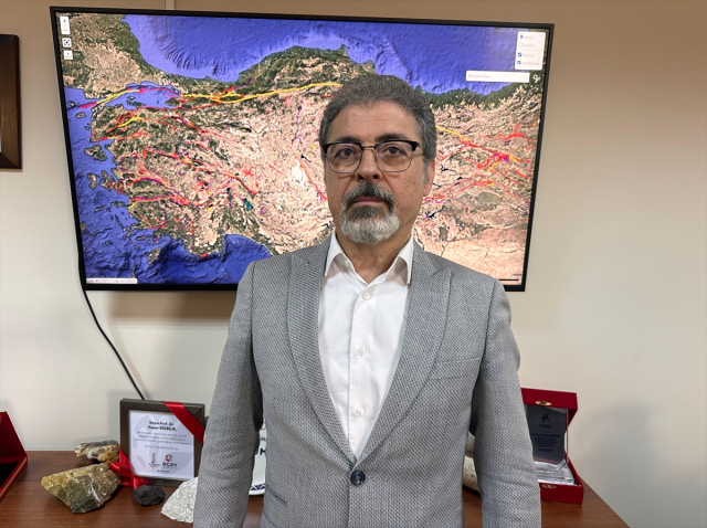 deprem uzmanindan korkutan uyari 3 fay icin 19149550 2950 m