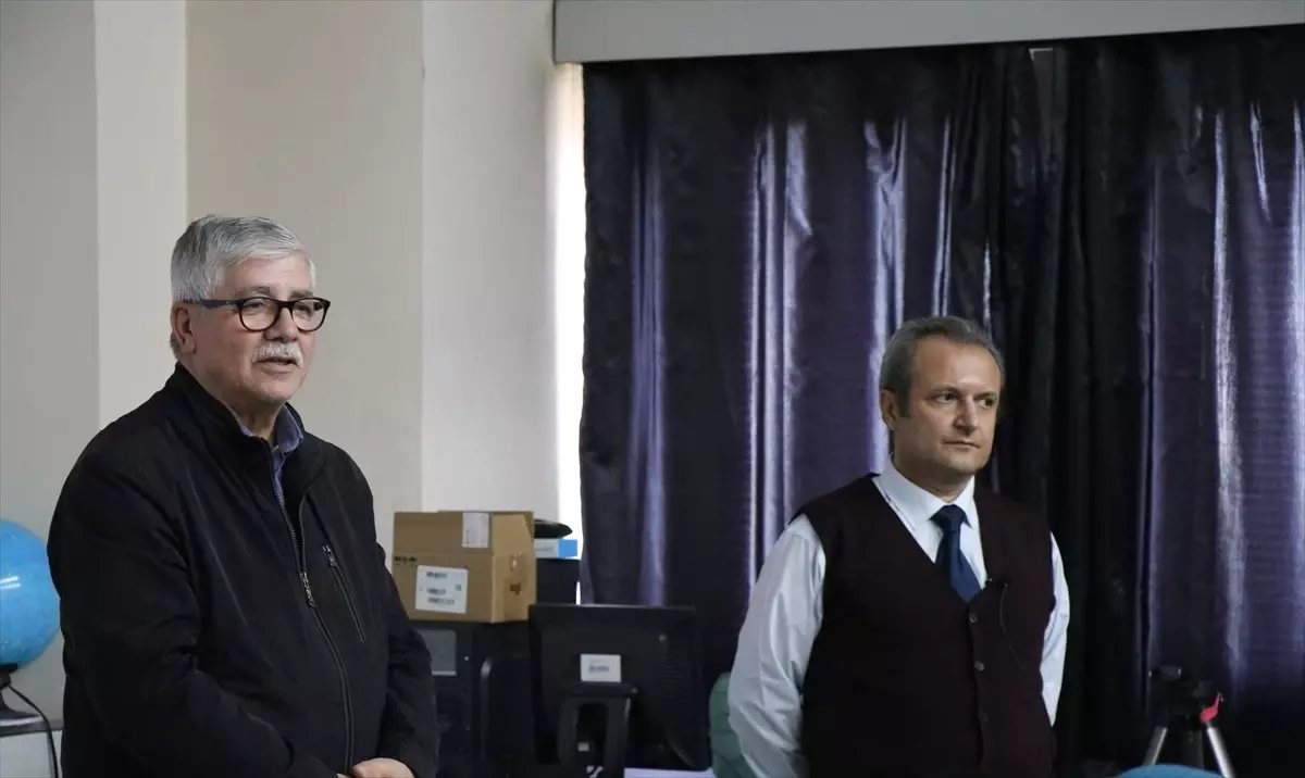 Erciyes Üniversitesi'nde Uzay ve Astronomi Semineri Düzenlendi