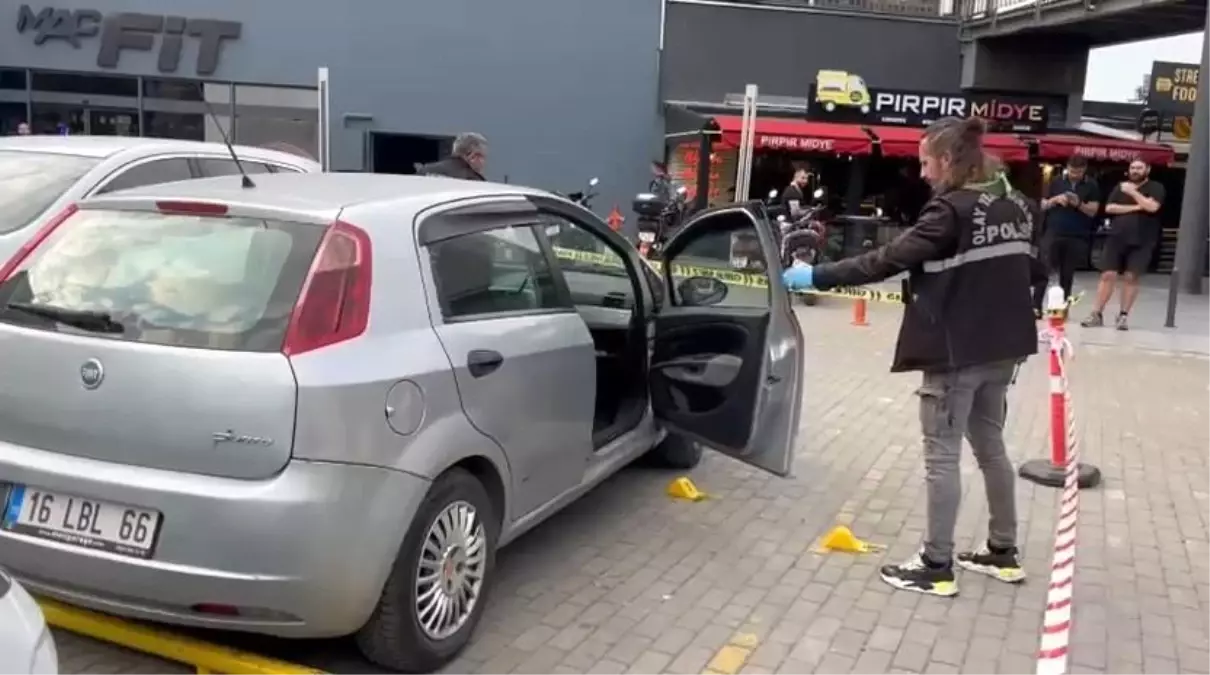 Bursa'da Eğlence Merkezine Silahlı Saldırı: Müdür Ağır Yaralı