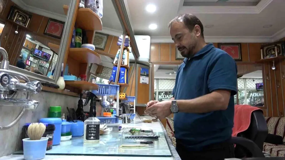 26 Yıldır Geleneksel Tıraş Yapan Berber: Aydın Ekin