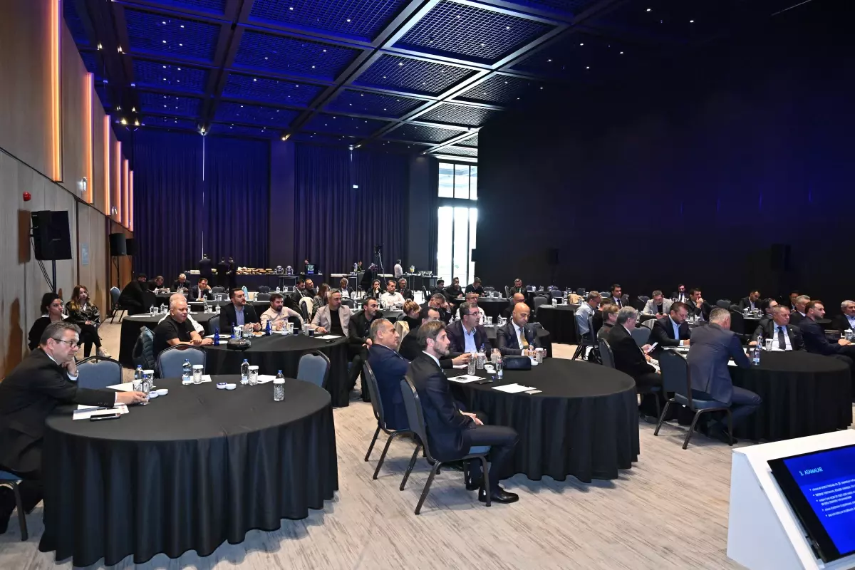 Kulüpler Birliği Vakfı Futbolun Geleceği için Çalıştay Düzenledi