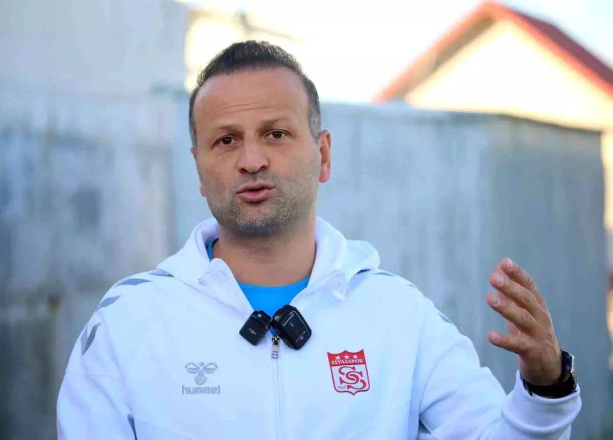 Osman Zeki Korkmaz: 'Asıl hedefimiz play-off'un içinde olmak'