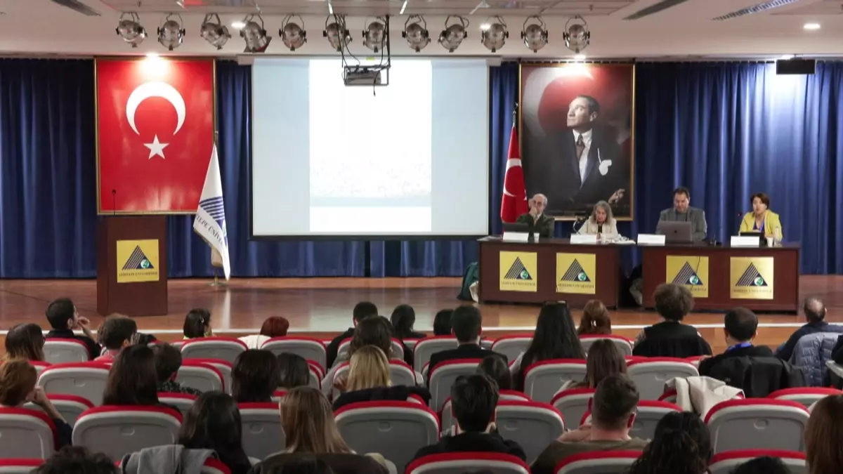 Yeditepe Üniversitesi'nde '21. Yüzyılda Uluslararası Göç' Konferansı Gerçekleştirildi