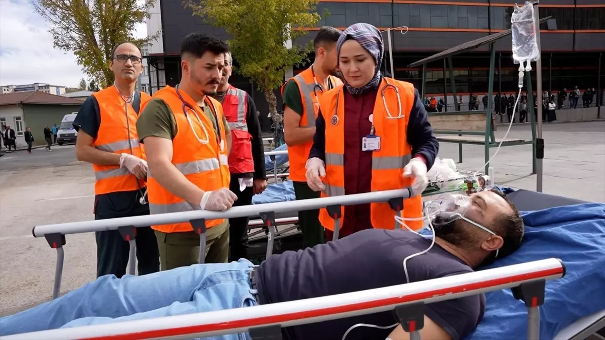 Sivas'ta yangın ve KBRN tatbikatı gerçekleştirildi