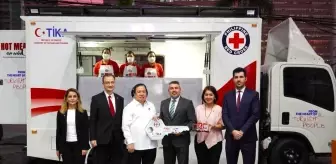 TİKA'dan Filipinler Kızılhaçı'na Mobil Aşevi Hibesi