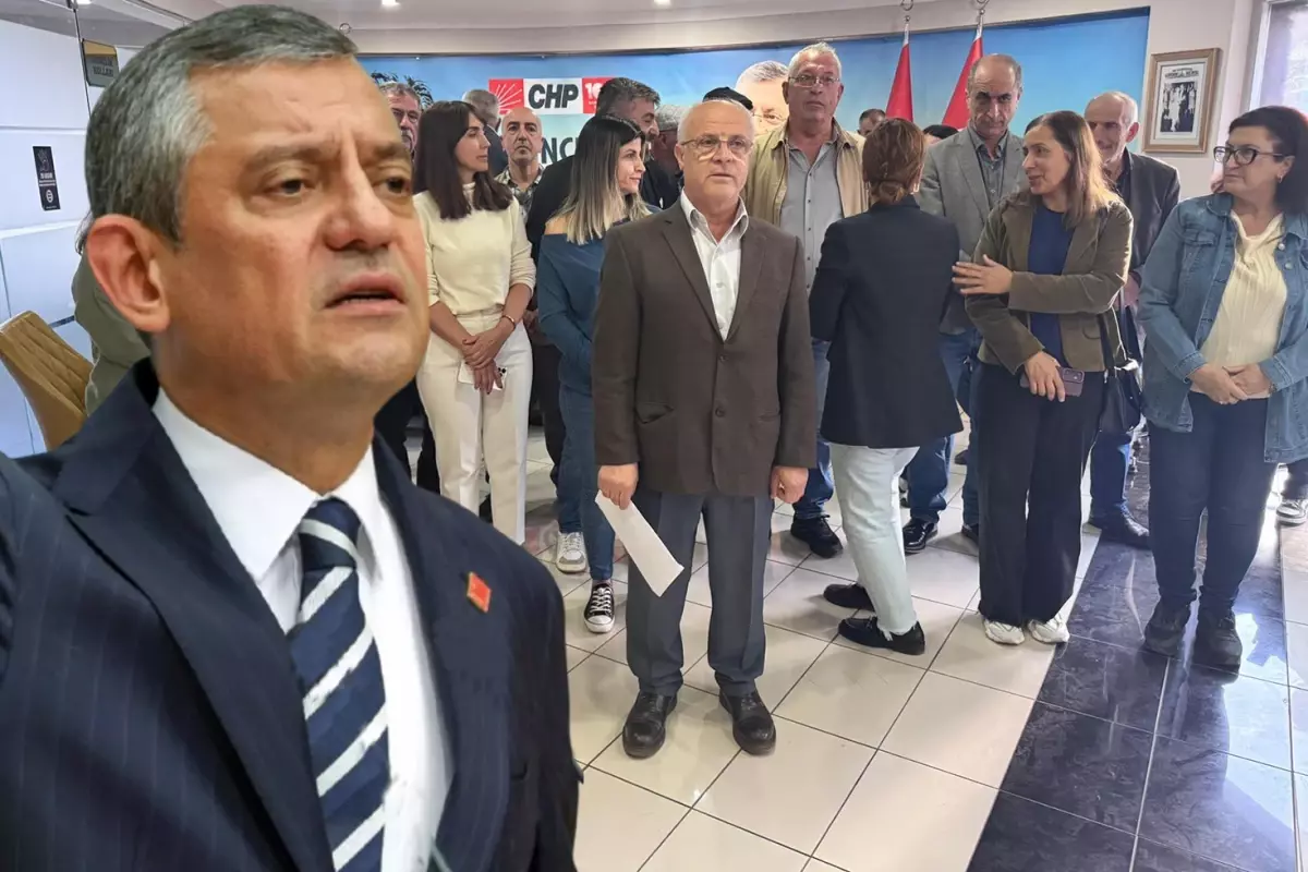 Tunceli'de CHP yönetimi kendilerini partiye kilitleyip nöbet başlattı