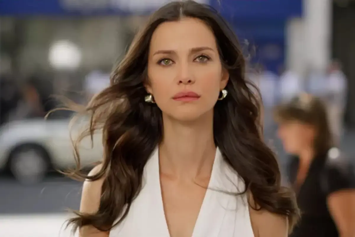 Ünlü oyuncu İrem Helvacıoğlu doğum yaptı! Sağlık durumuna dair açıklama geldi