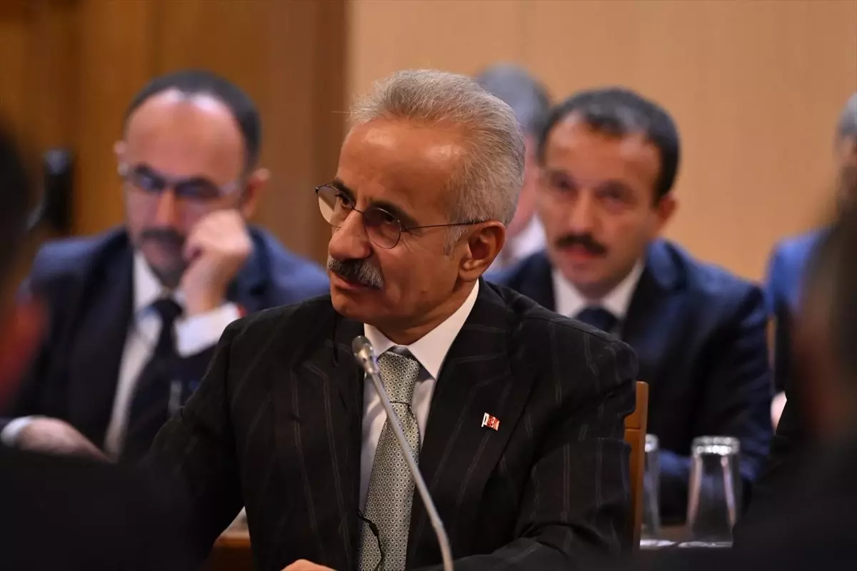Ulaştırma ve Altyapı Bakanı Uraloğlu: 'Ortak Akılla Ulaştırma Geleceğimizi Şekillendireceğiz'