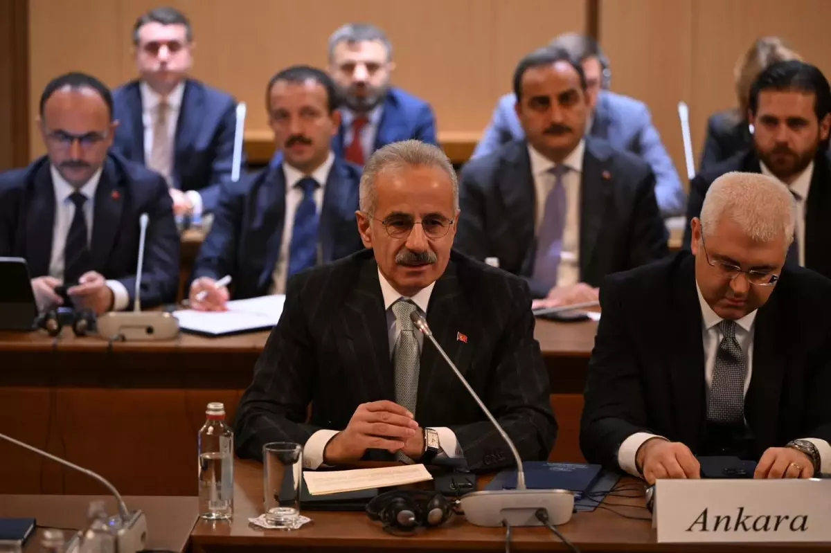 Bakan Uraloğlu, Güneydoğu Avrupa Ulaştırma Bakanları Konferansı'na Katıldı