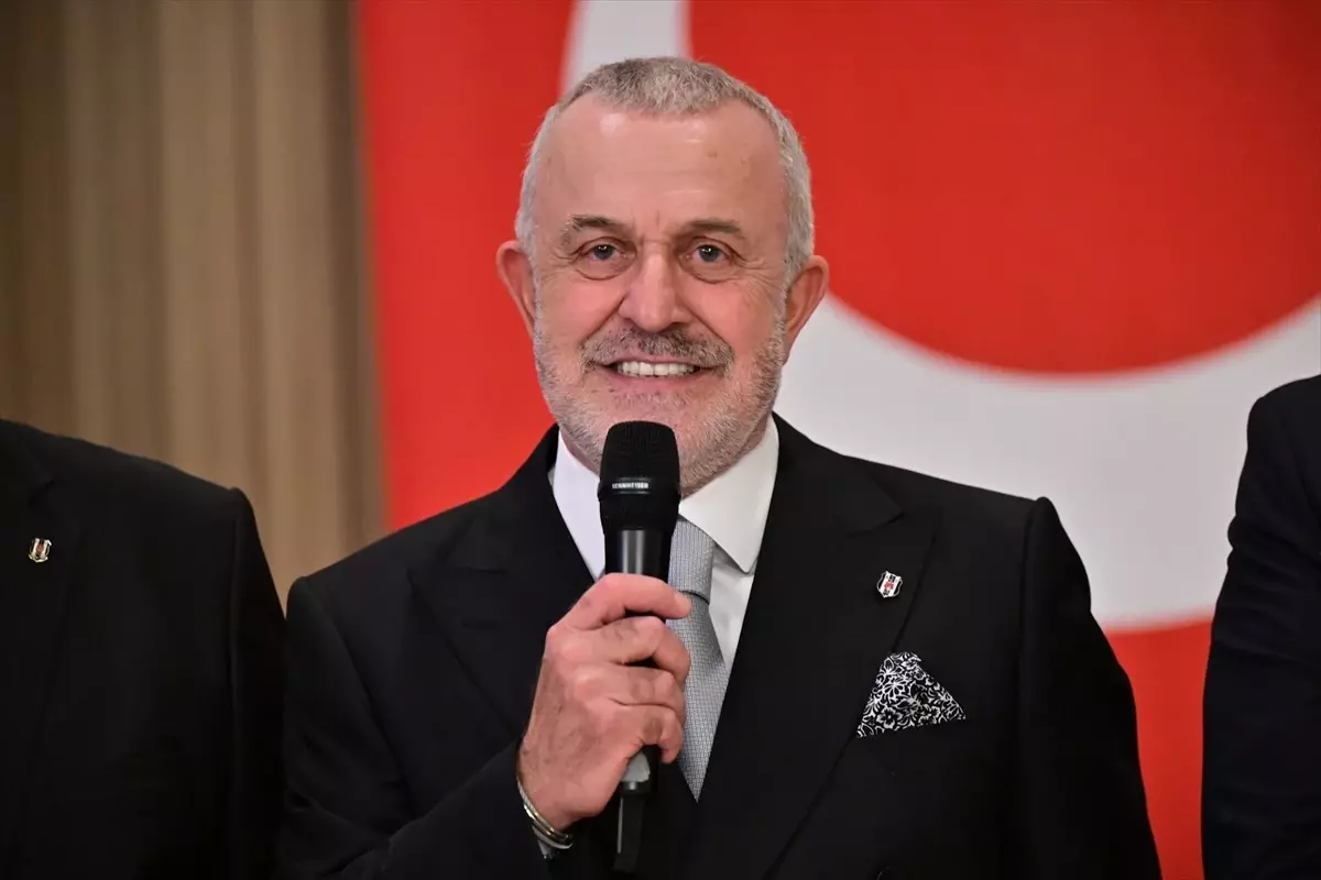 Ahmet Ürkmezgil, Beşiktaş Divan Kurulu Başkanlığı için Üyelerle Buluştu