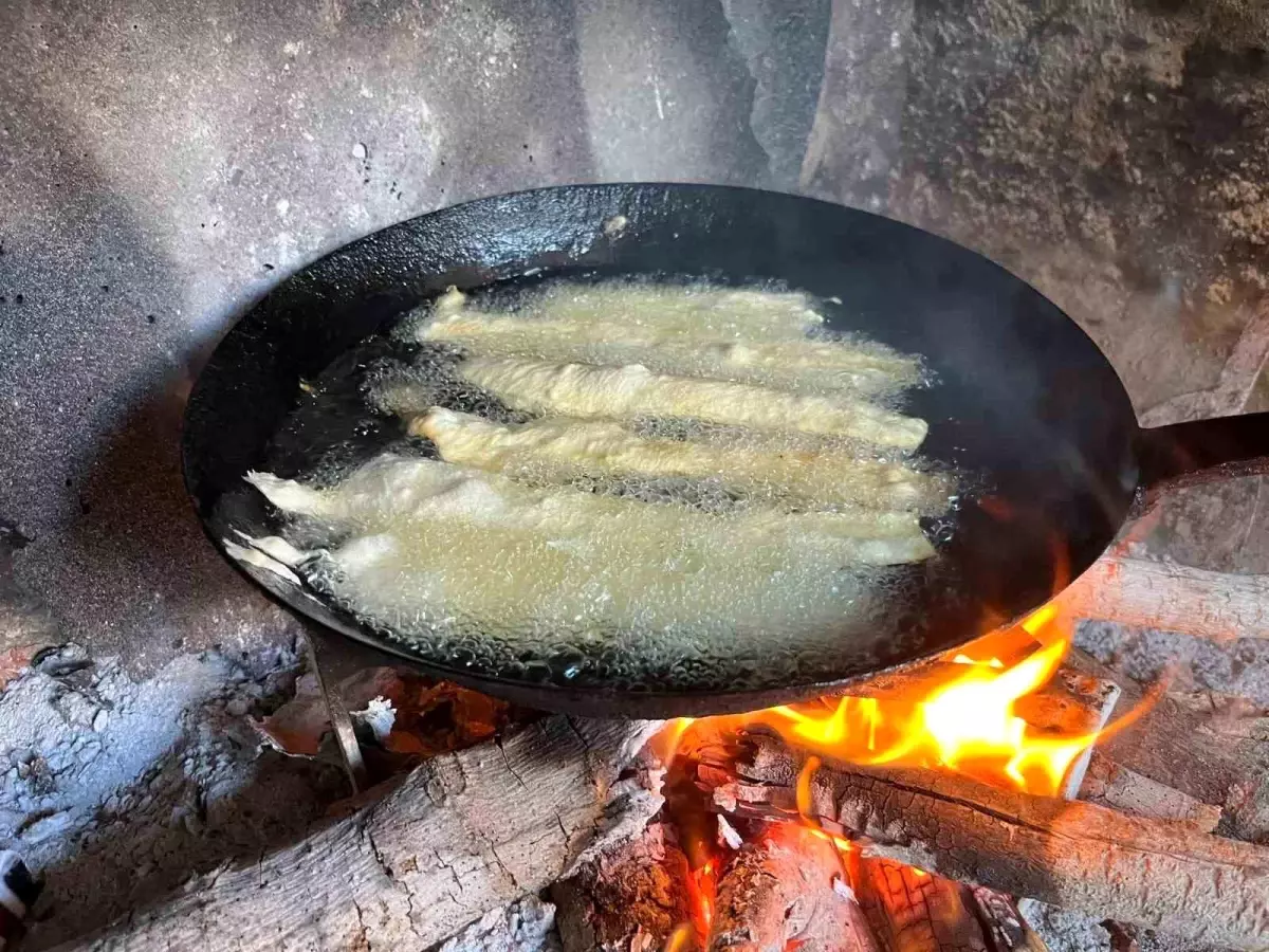 Aydın'da Patlıcan Balığı Yöresel Lezzet Haline Geldi