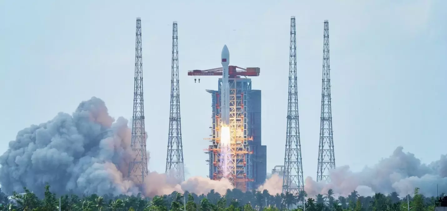 Çin, 12'nci Grup Yörünge Uydularını Uzaya Gönderdi