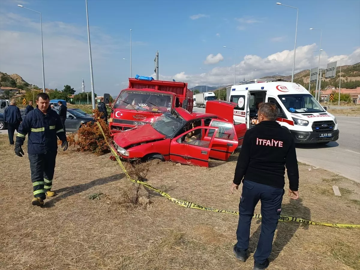 Çorum'da Trafik Kazası: Otomobil Sürücüsü Hayatını Kaybetti