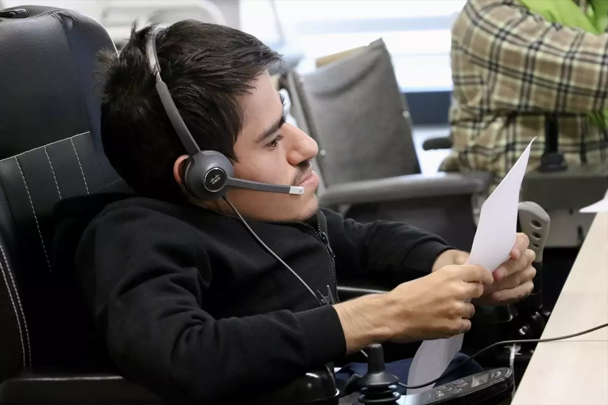 Engelsiz yaşam merkezinde eğitim alan özel bireyler, sosyalleşip iş hayatına kapı aralıyor