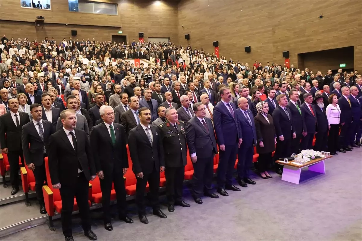 Erzincan'da Uluslararası Sempozyum Başladı