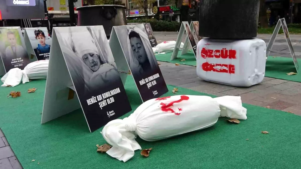 Kocaeli'de Gazze'ye Açılan Kapı Küçükkefenler Sergisi