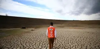 Bingöl'deki Gülbahar Baraj Gölü'nde Kritik Su Seviyesi Düşüşü