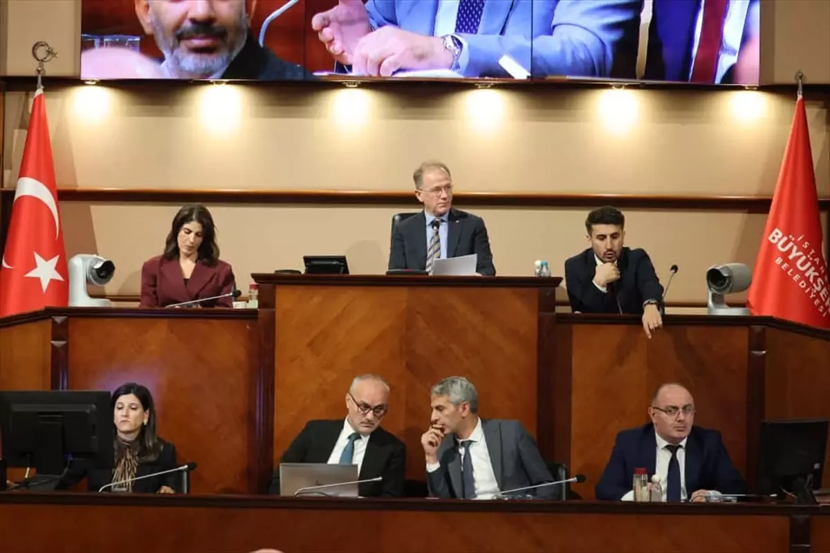 İBB, Vergi Borçları Karşılığında Taşınmazlarını Hazine'ye Devretti