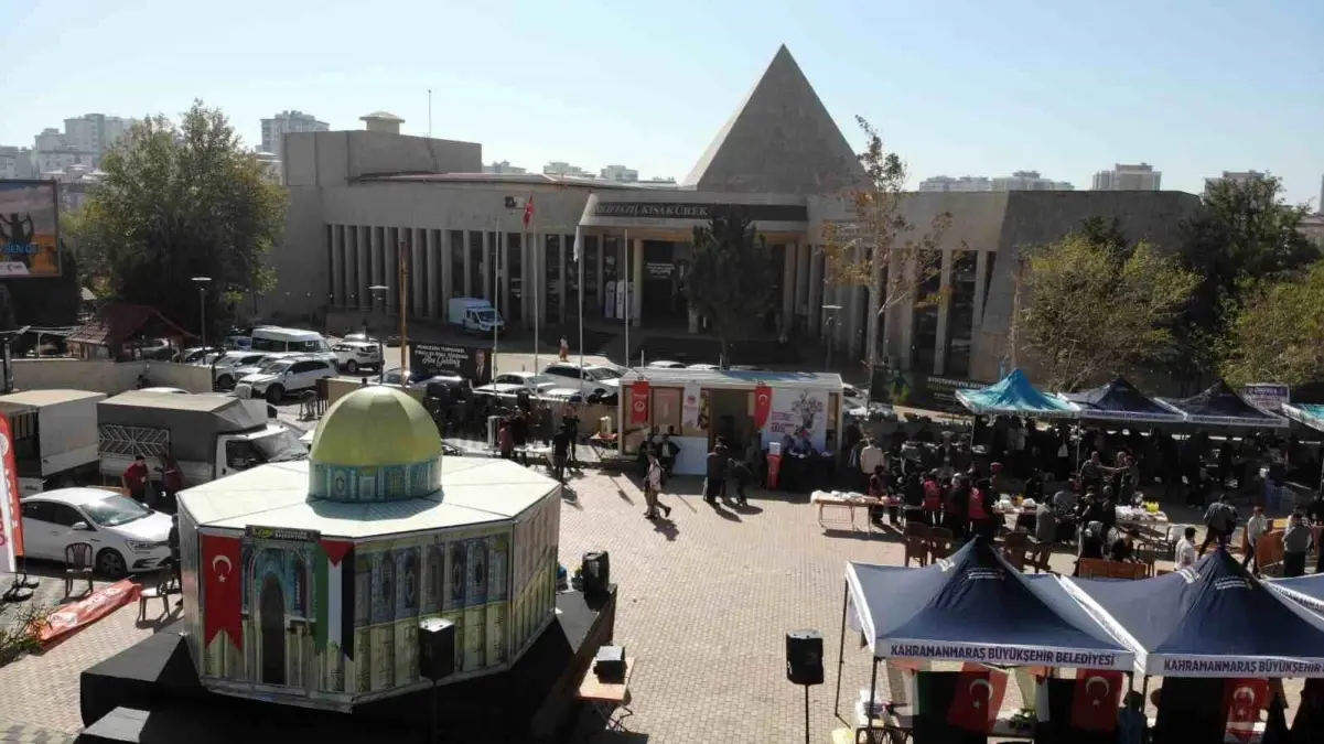 Kahramanmaraş'ta Gazze'ye Destek İçin Hayır Çarşısı Kuruldu