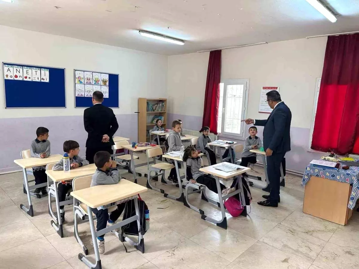 Kaymakam Halil Dalak'tan Okul Ziyaretleri