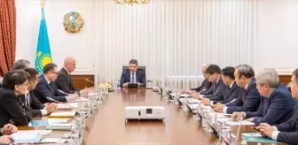 Kazakistan Hükümeti, Enflasyon Dengeye Gelene Kadar Fiyat Artışlarını Yasakladı