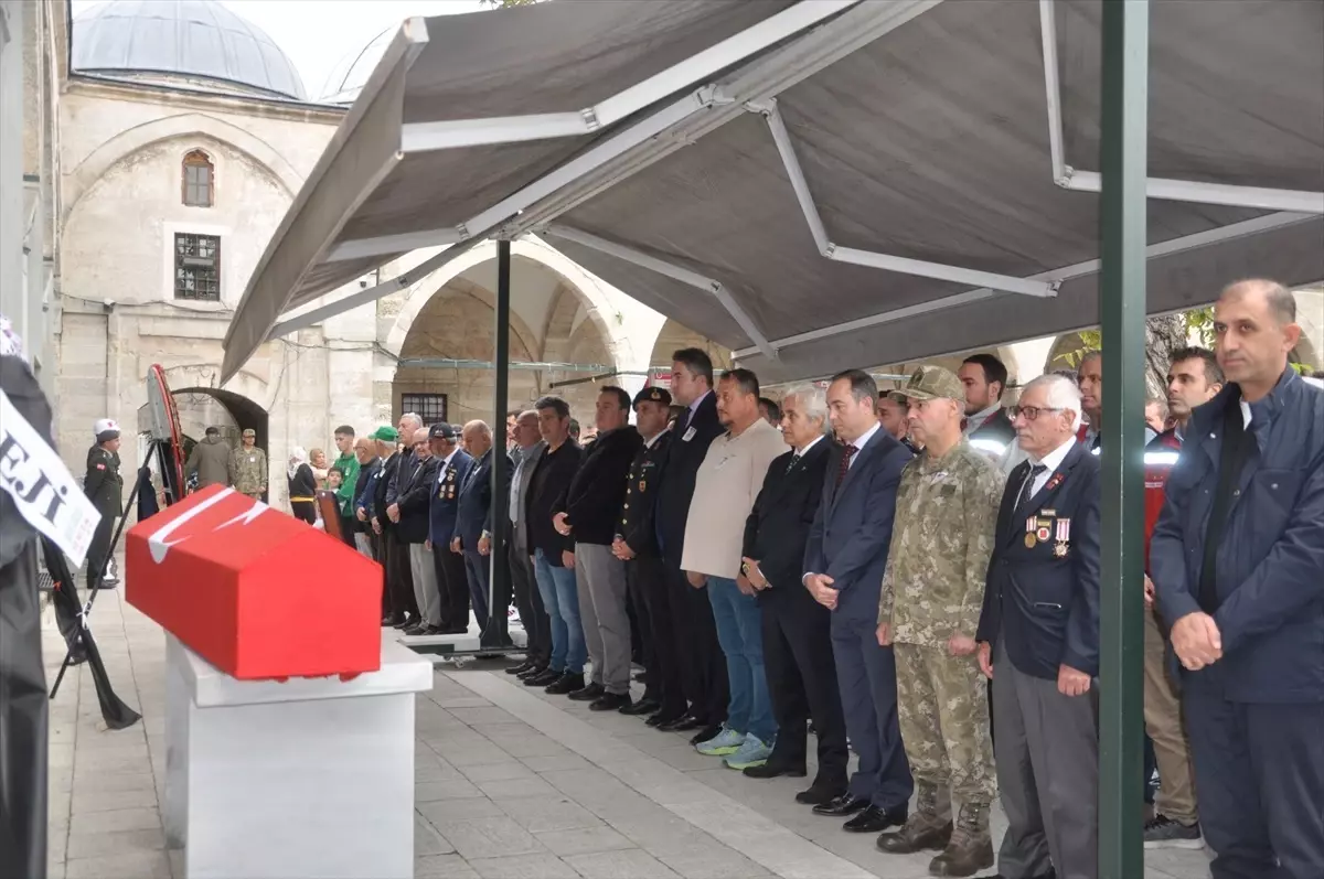 Kıbrıs Gazisi Bahtiyar Gider Son Yolculuğuna Uğurlandı