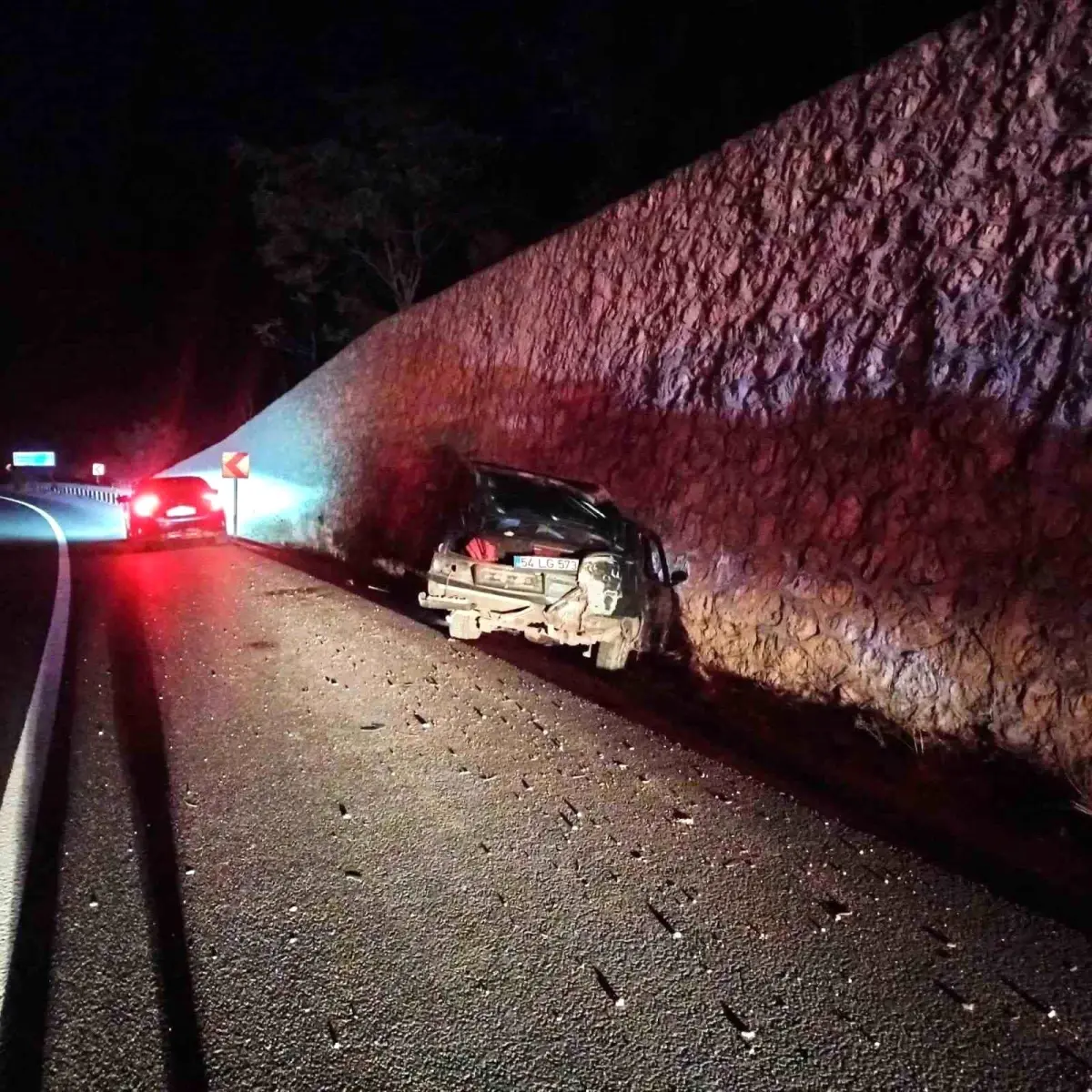Bilecik'te Trafik Kazası: Sürücü Yaralandı