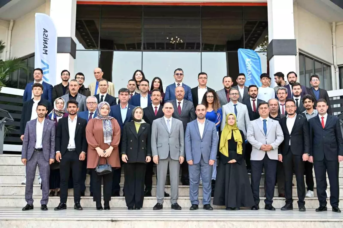 Manisa'da Gençlik Çalıştayı Düzenlendi