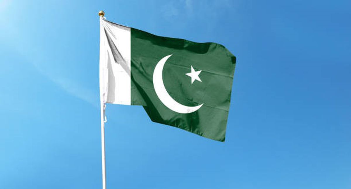 Pakistan'da Kamyon Uçuruma Yuvarlandı: 15 Ölü, 8 Yaralı