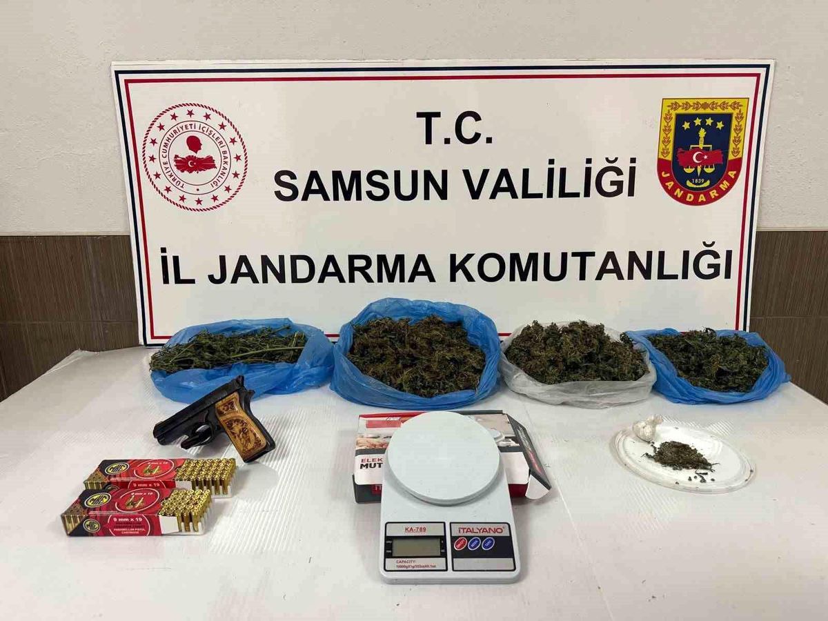 Samsun'da Uyuşturucu ve Silah Operasyonu: 3 Gözaltı