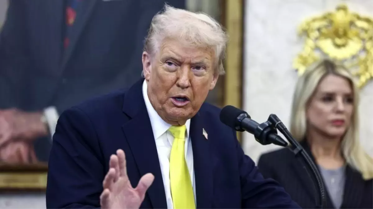 Trump, CIA&apos;ye Venezuela&apos;da Gizli Operasyon Yetkisi Verdi