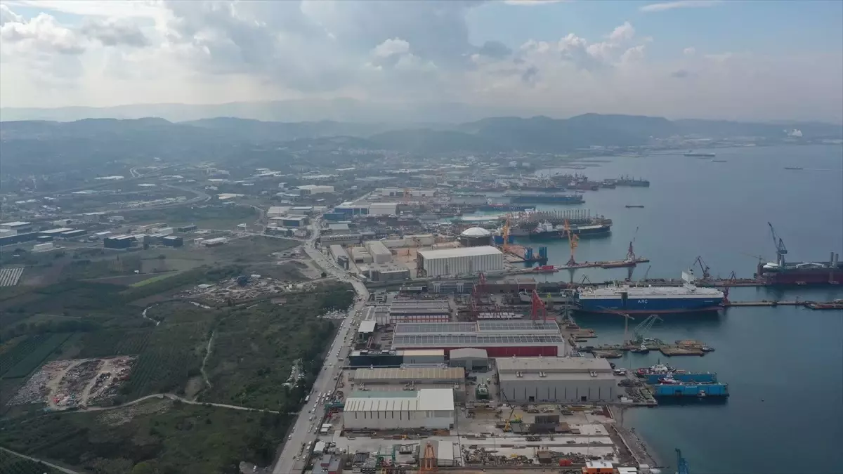 Türkiye'nin Gemi, Yat ve Hizmetleri İhracatı Artış Gösterdi