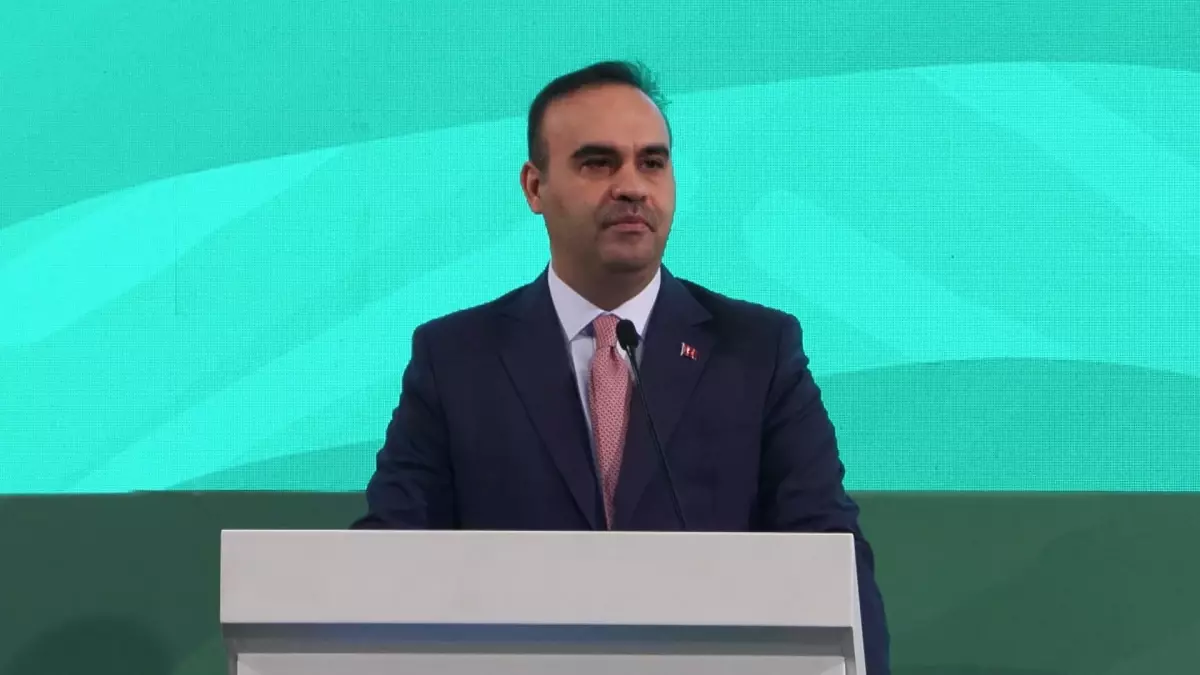 Bakan Kacır: Afrika'daki Türk girişimcilerin yatırımları 10 milyar doları aşmış durumdadır