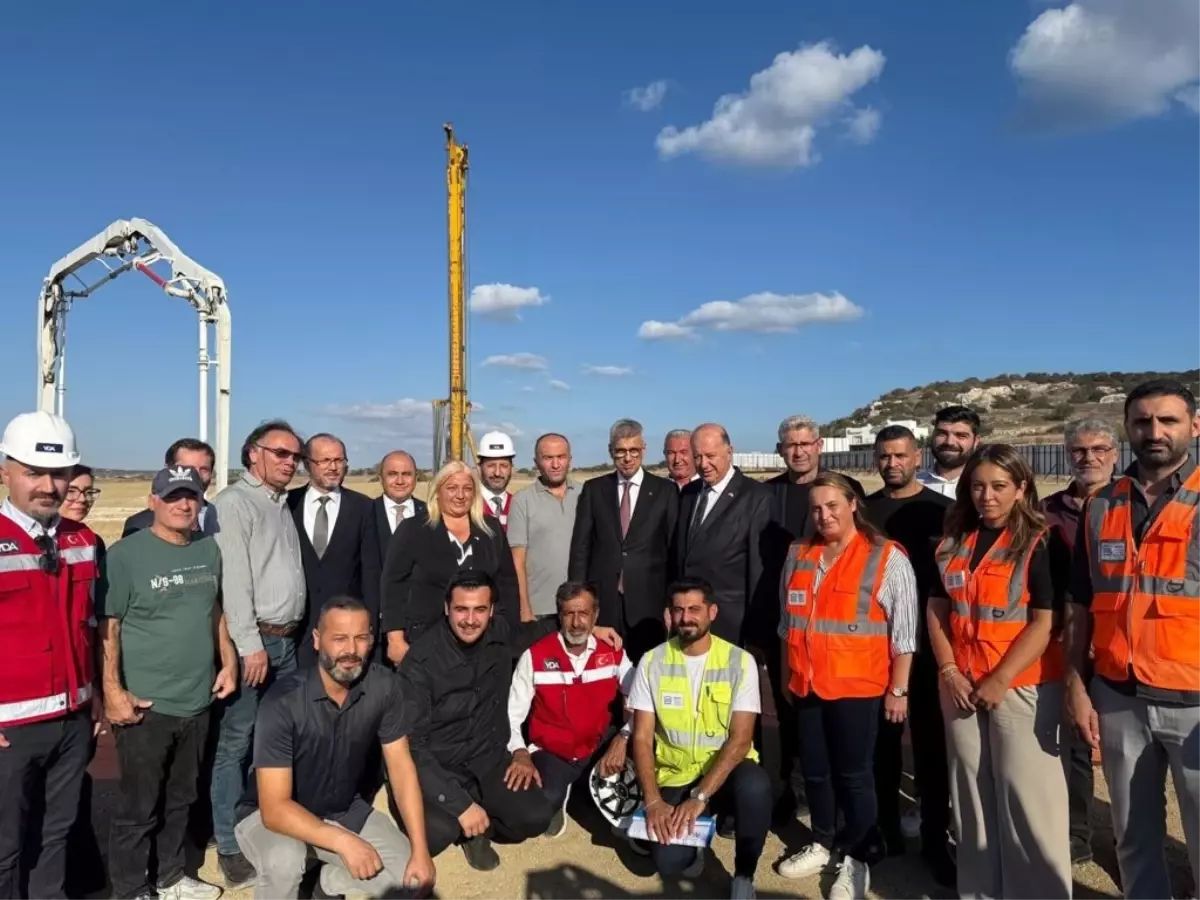 Sağlık Bakanı Memişoğlu Karpaz Devlet Hastanesi'nde İncelemelerde Bulundu
