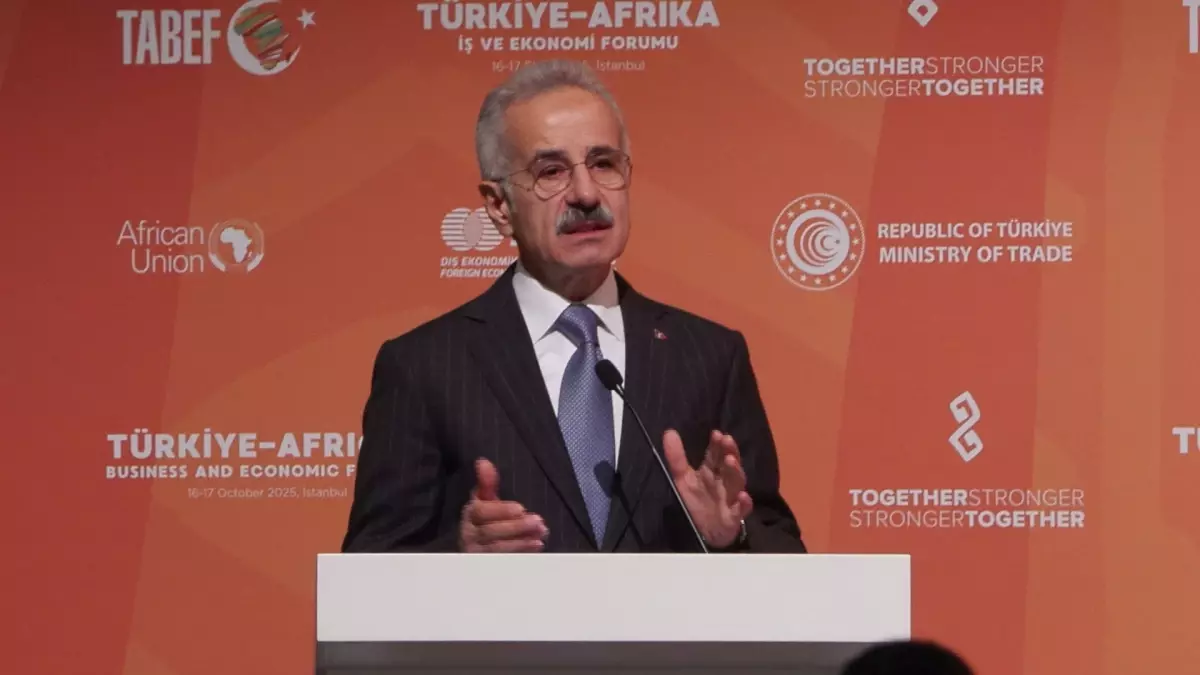 Bakan Uraloğlu: Havacılık alanındaki tecrübelerimizi Afrika ile paylaşmaya hazırız