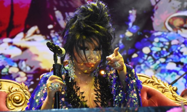 Bülent Ersoy öldü mü, yaşıyor mu? Bülent Ersoy öldü mü, yaşıyor mu?