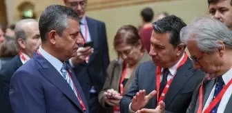 Özgür Özel, Amsterdam'da Avrupa Sosyalist Partisi Kongresi'nde