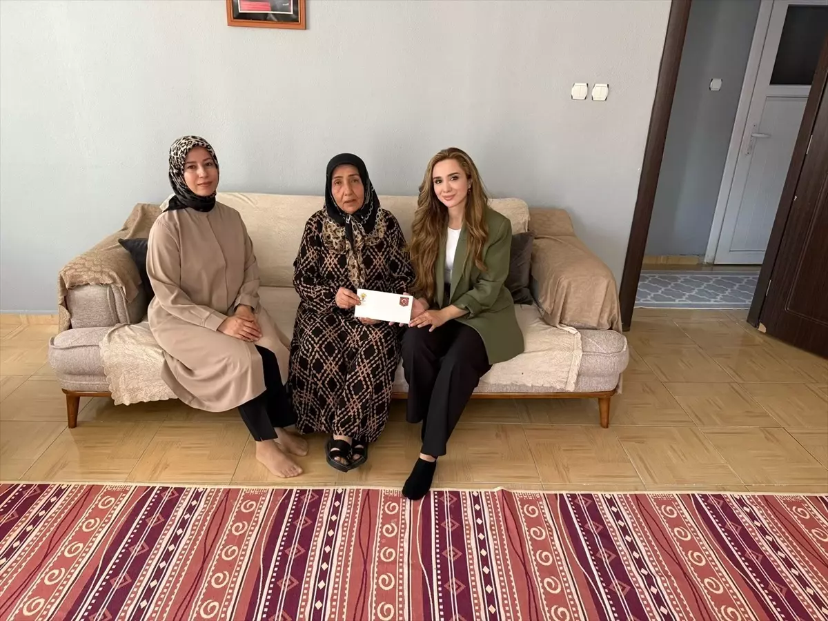 Cumhurbaşkanı Erdoğan'ın 'Terörsüz Türkiye' Mektubu Şehit Ailelerine Teslim Edildi