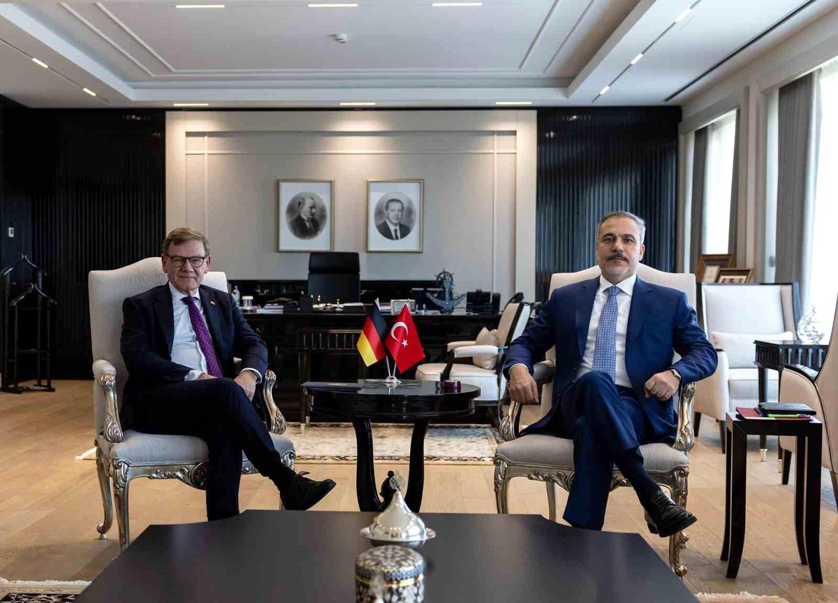 Hakan Fidan ve Almanya Dışişleri Bakanı Wadephul Ankara'da Bir Araya ...