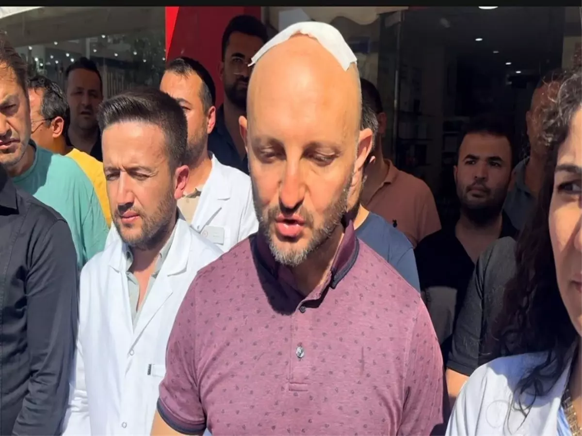 Eczacı Teknisyeni Sopayla Darbedildi