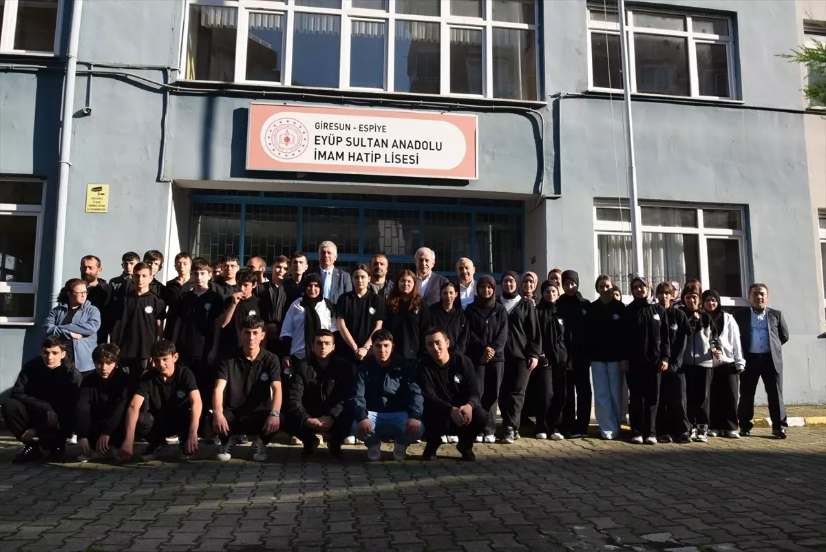 İmam Hatip Okullarının 74. Kuruluş Yıldönümü Espiye'de Kutlandı