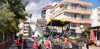 Finike'de Sıcak Asfalt Çalışmaları Devam Ediyor
