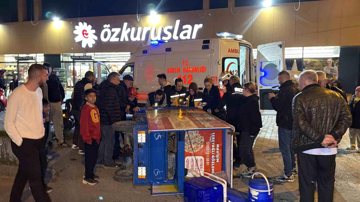 Düzce'de Elektrikli Araç Devrildi: Sürücü Yaralandı
