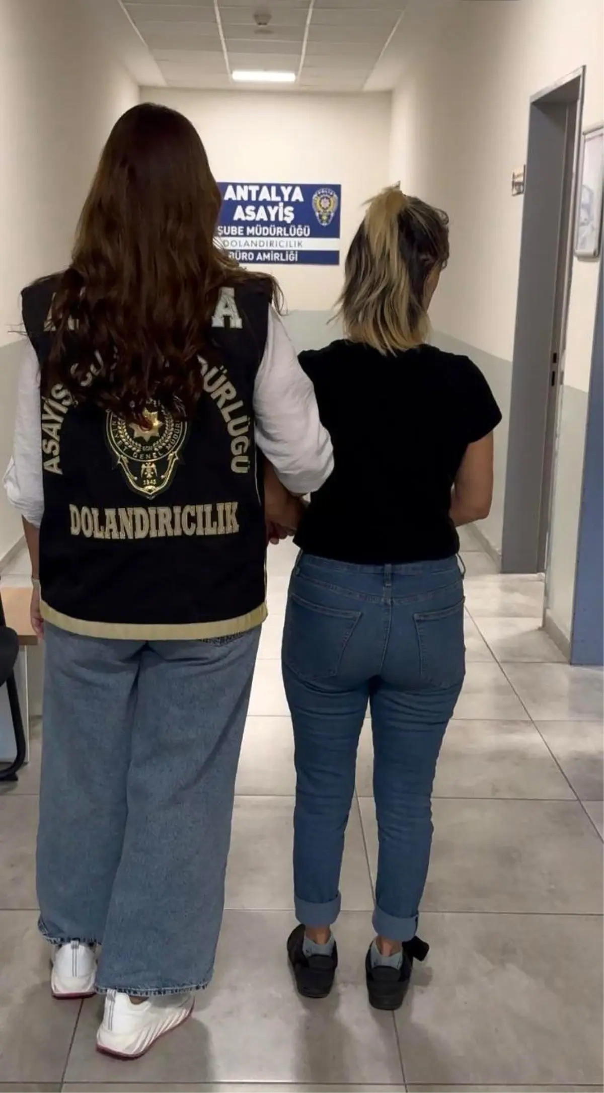 Sahte Altınla Dolandırıcılık Girişimi: Kadın Tutuklandı