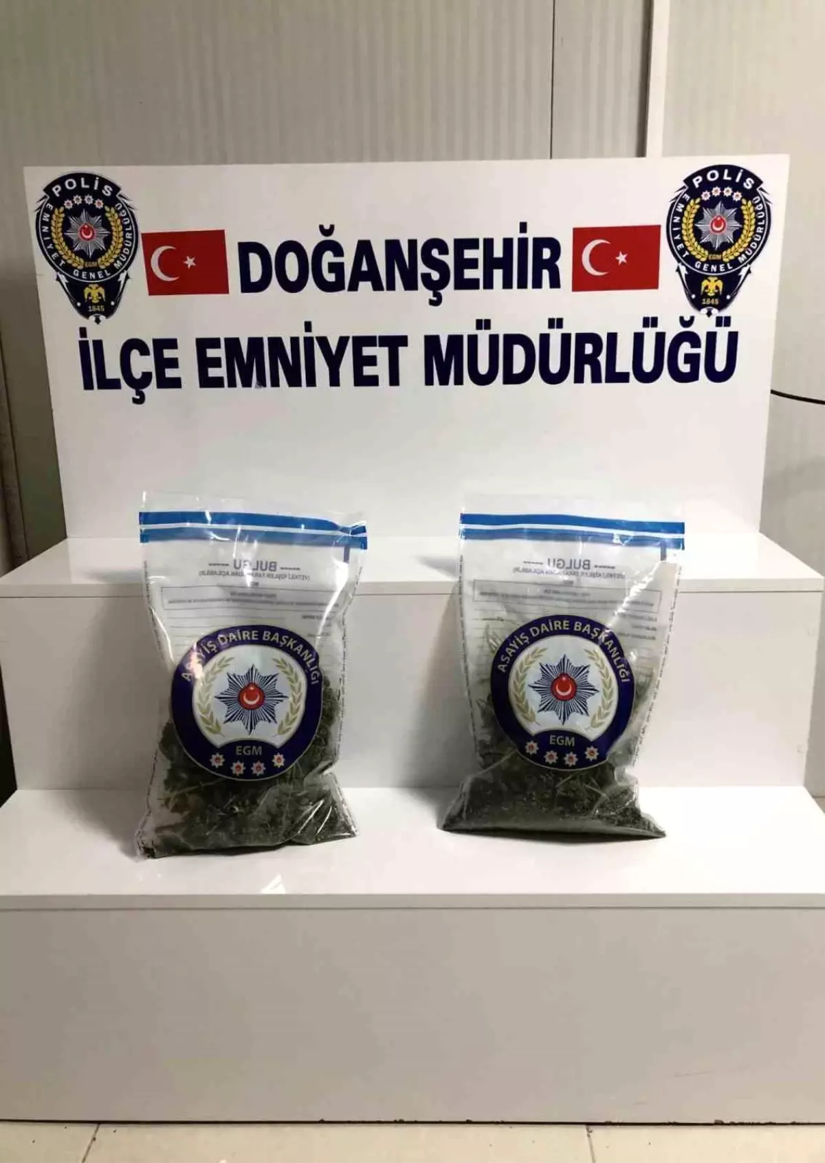 Malatya'da Uyuşturucu Operasyonu: 752 Gram Esrar Ele Geçirildi