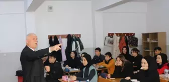 Milli Eğitim Müdürü İdris Kabahasanoğlu İmam Hatip Okullarını Ziyaret Etti