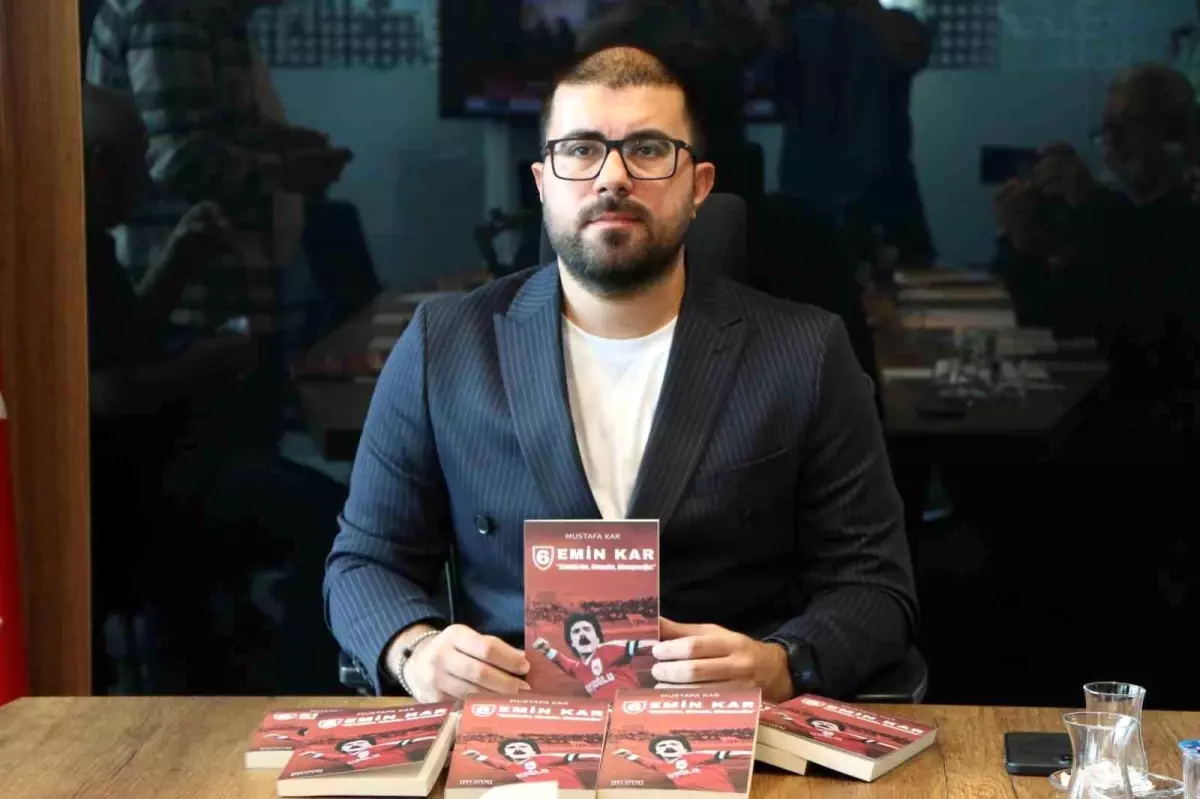 Emin Kar'ın Hayatı Kitapla Anlatıldı