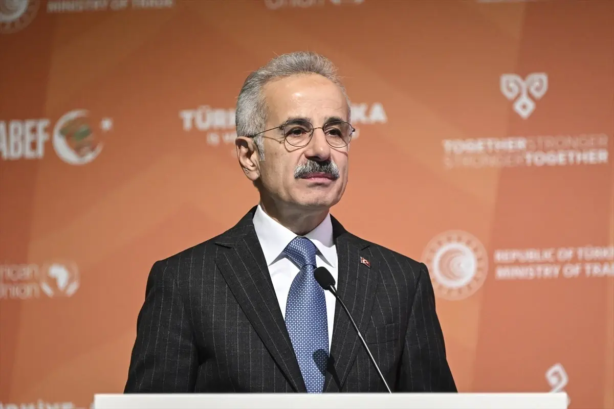 Ulaştırma ve Altyapı Bakanı Uraloğlu, Türkiye-Afrika İş ve Ekonomi Forumu'nda konuştu Açıklaması