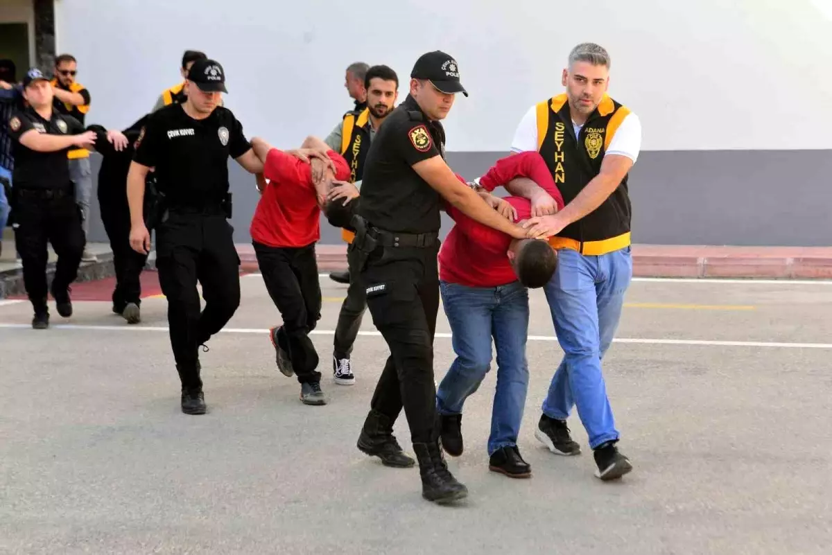 Adana'da Haraç İsteyen Çeteye Operasyon: 6 Tutuklama